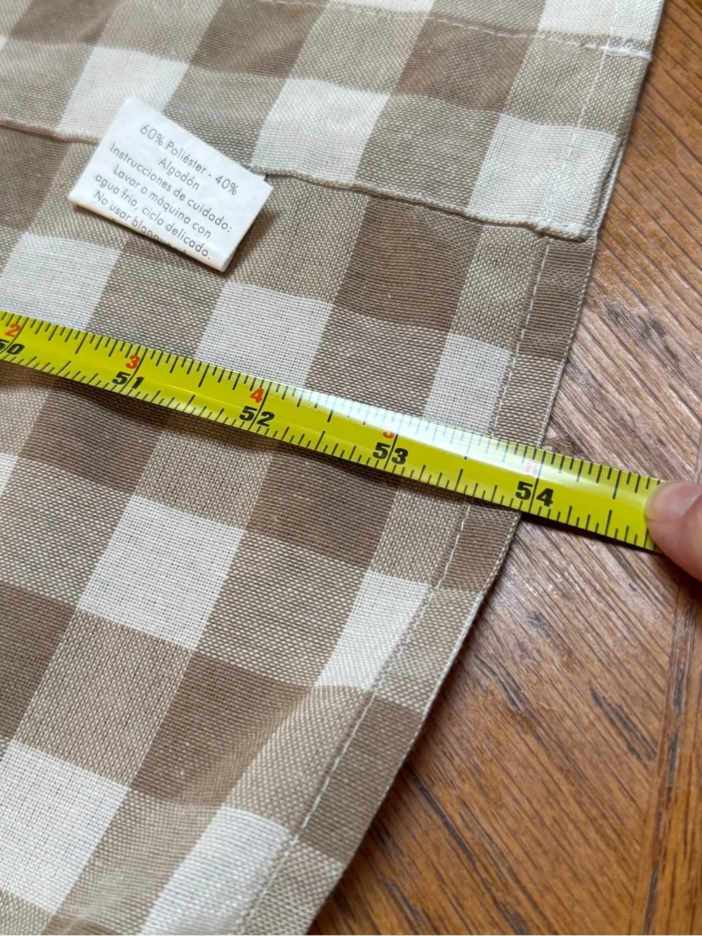 Women’s Beige Gingham Valance with Crochet Trim set of 4